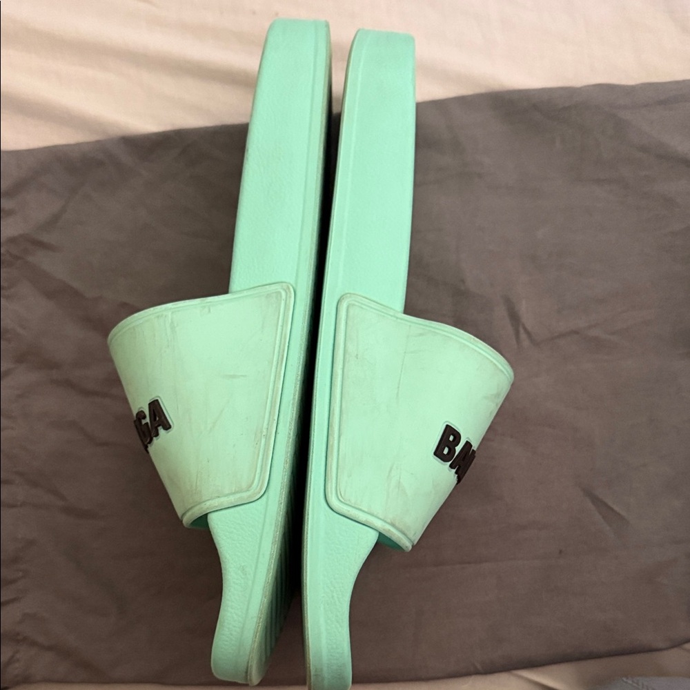 Balenciaga Mint Green Slide Sandals with Black Logo - Picture 2 of 6